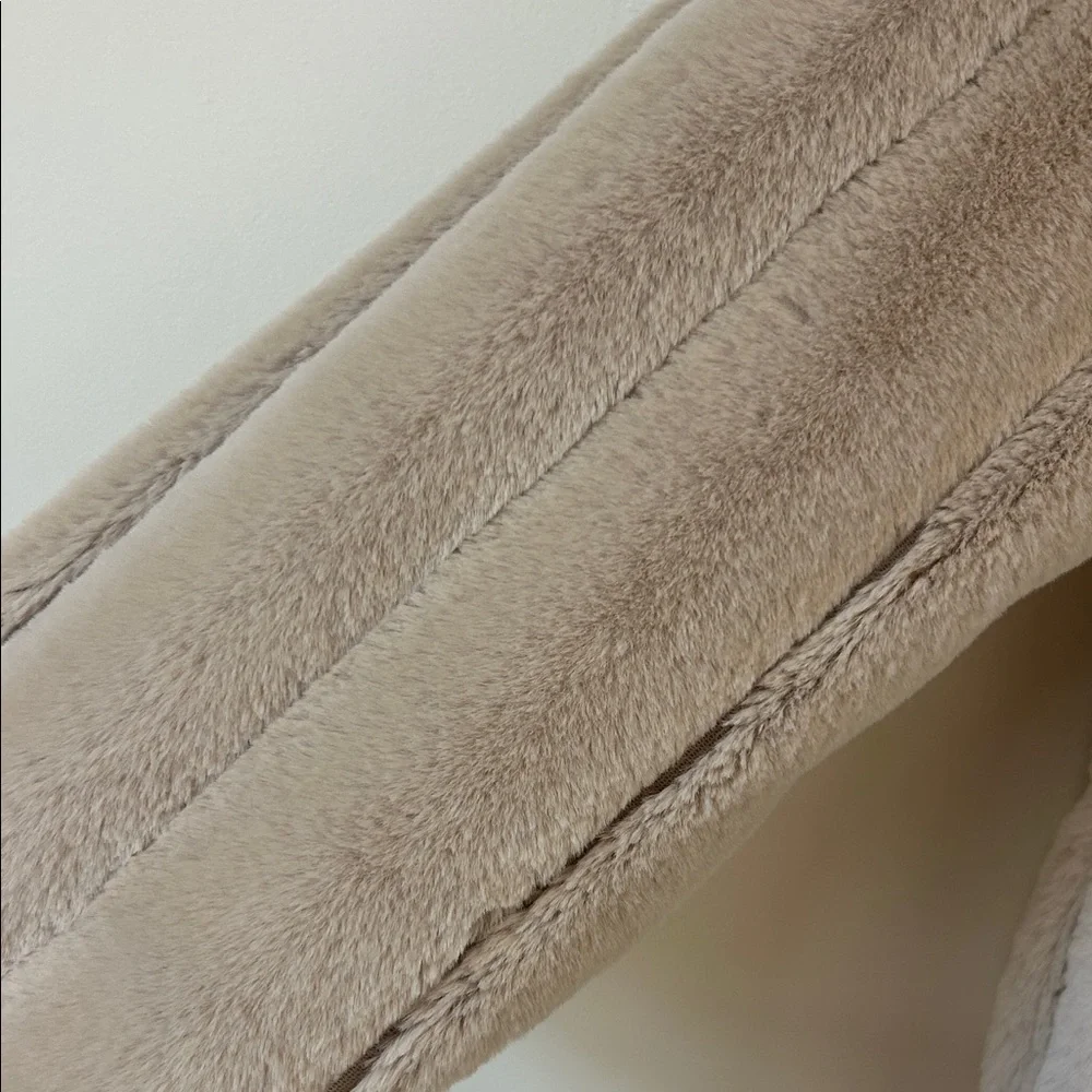 JLux Label Long Faux Fur Coat - Picture 5 of 10